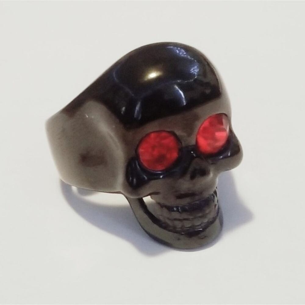 New black stainless steel skull ring size 14